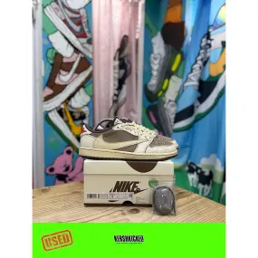 Jordan 1 Low Travis Scott Reverse Mocha UK7 neutral - colored