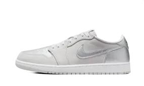 stretchy design Breathable Design Air Jordan 1 Low OG Metallic Silver