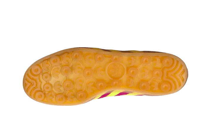 Square Time Gazelle Indoor Shock Purple