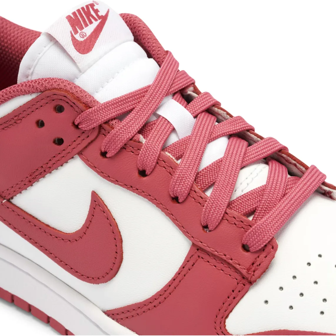 Stability control Nike Dunk Low Archeo Pink (W)