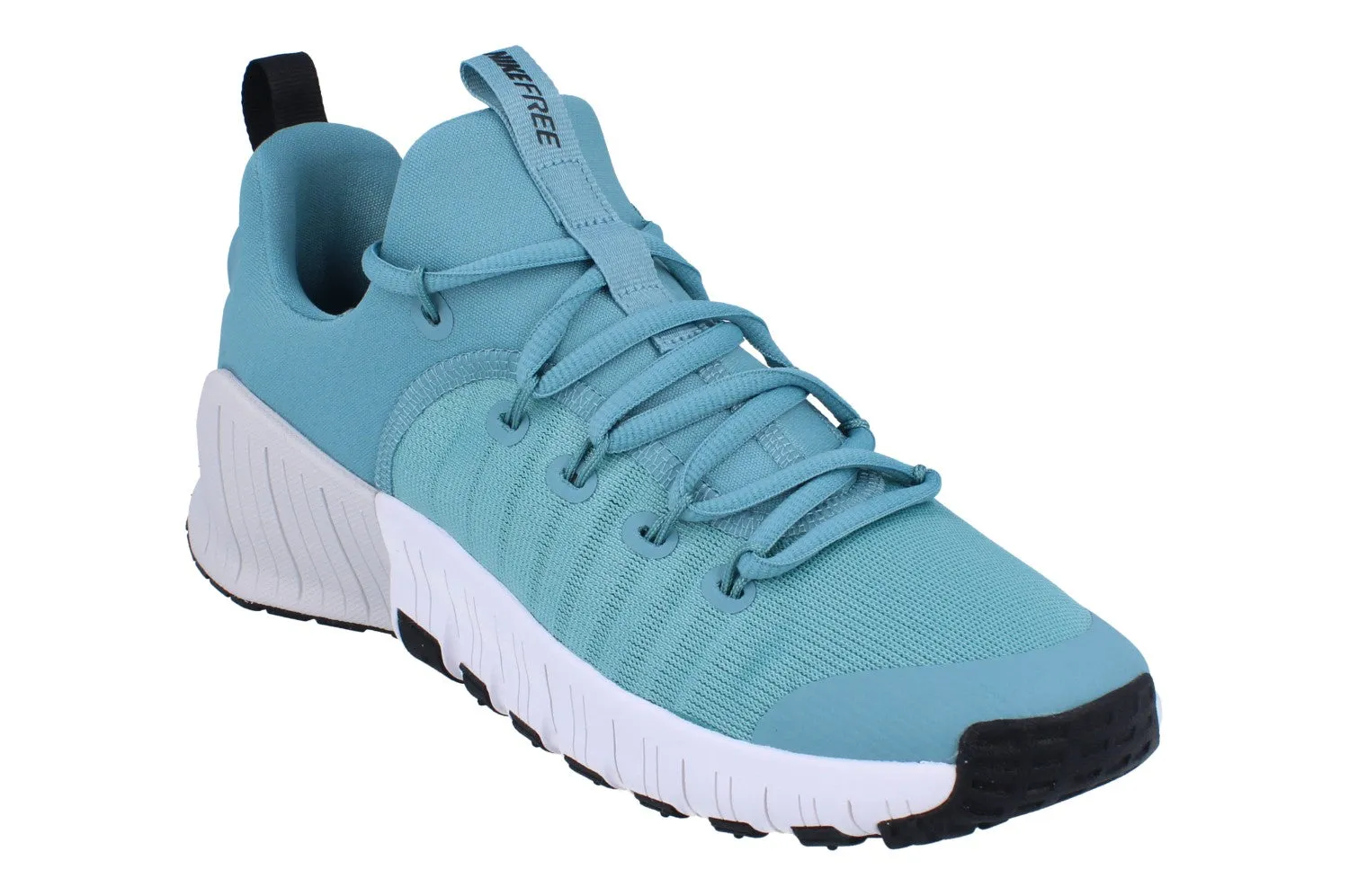 Nike Free Metcon 6 Mens Trainers Fj7127  400 running on a wooden track shoes