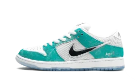 SB Dunk Low April Skateboards Style Comfort
