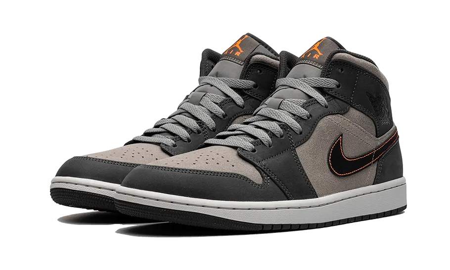 Hydrophobic Upper Treatment Air Jordan 1 Mid SE Night Stadium