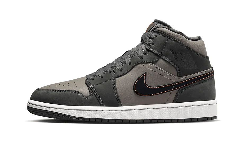 Dynamic Comfort Air Jordan 1 Mid SE Night Stadium