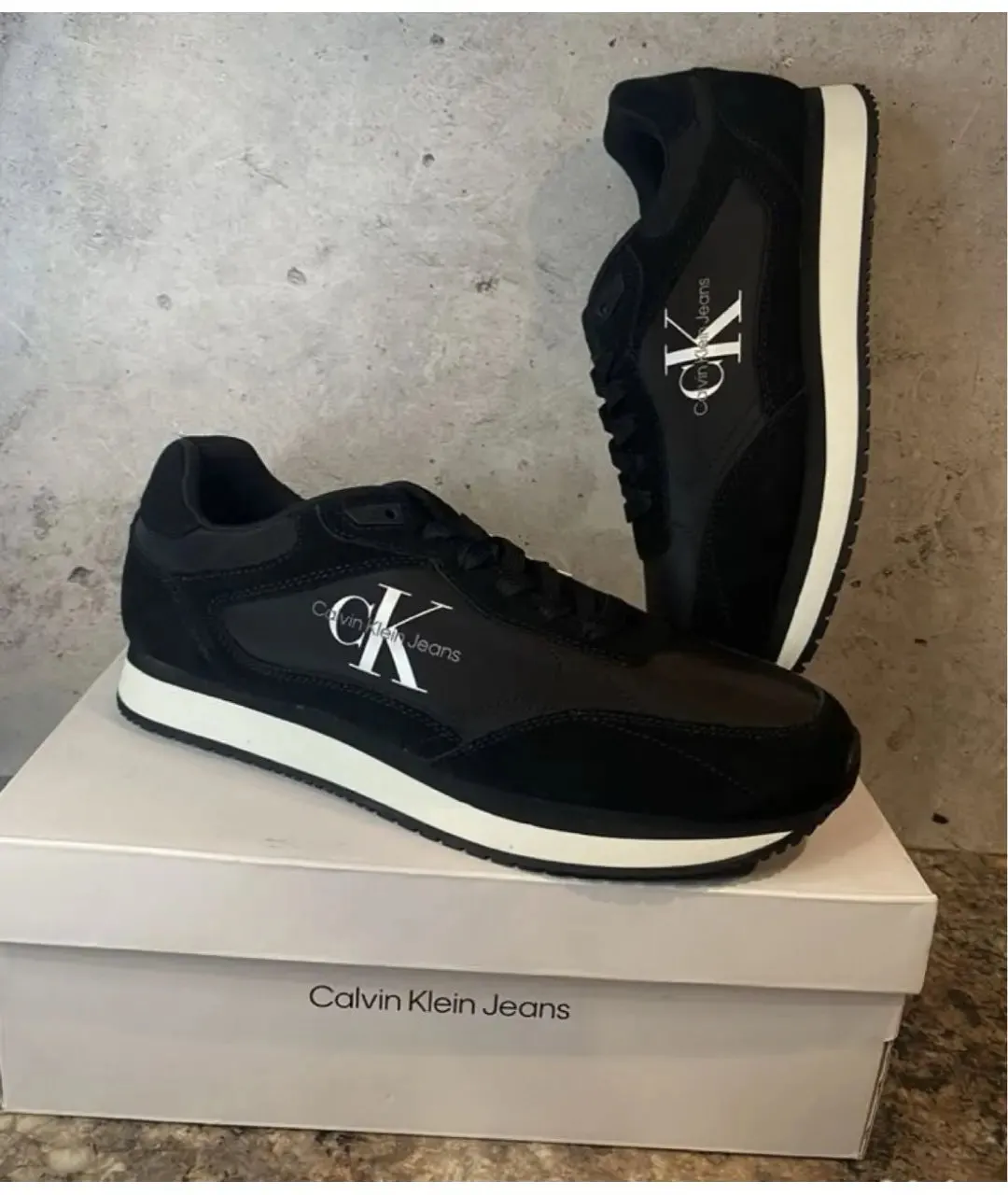 Calvin Klein Jeans Black Rolling Motion