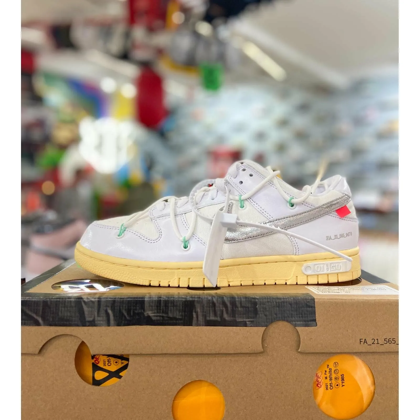 Foldable Design Balanced Walk Nike Dunk Low Off-White Lot 1