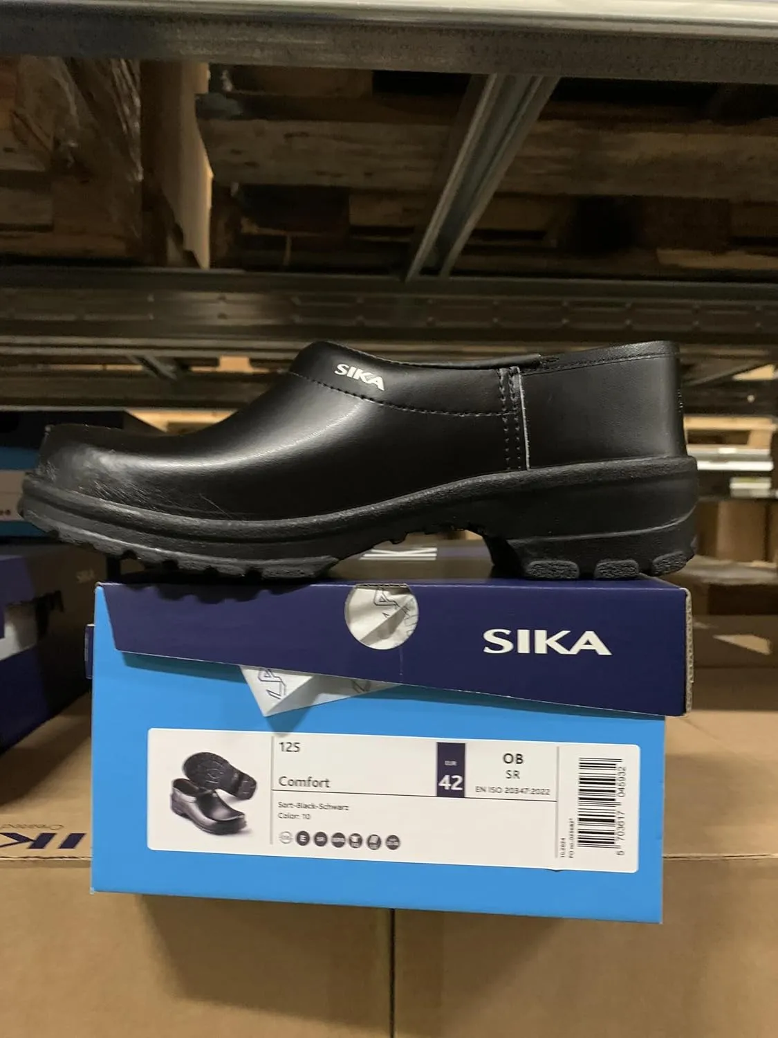 Sika 125 Comfort Robust Clog - Wide Fit and Wooden Footbed - Ideal for Leisure and Food Industry