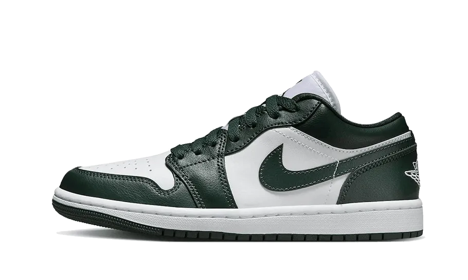 Air Jordan 1 Low Galactic Jade Versatile Trend