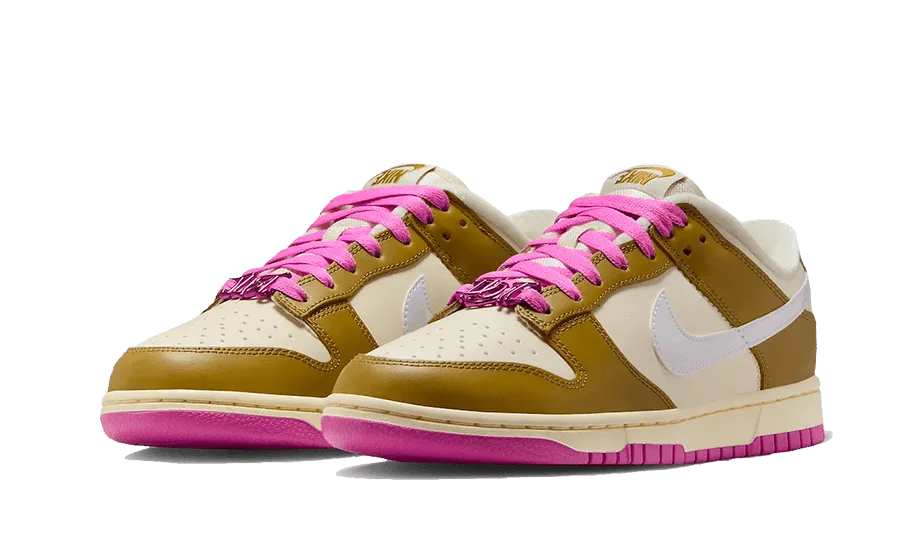 Maximum Cushioning Multidirectional Flex Dunk Low SE Bronzine Pink