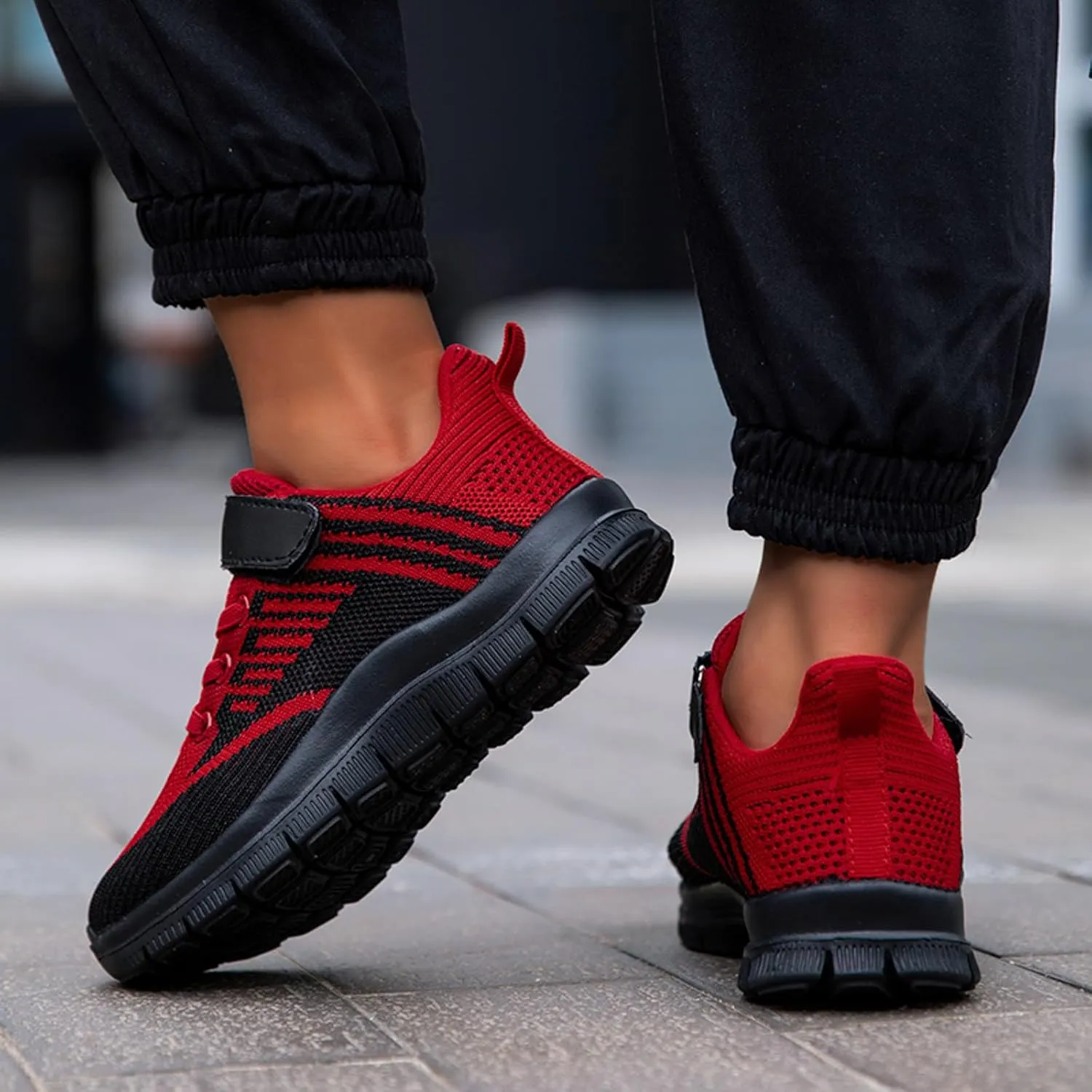 Sneakers for Boys Tennis Running Shoes Athletic Lightweight Sports Walking Shoes Breathable Mesh Comfortable Sneakers