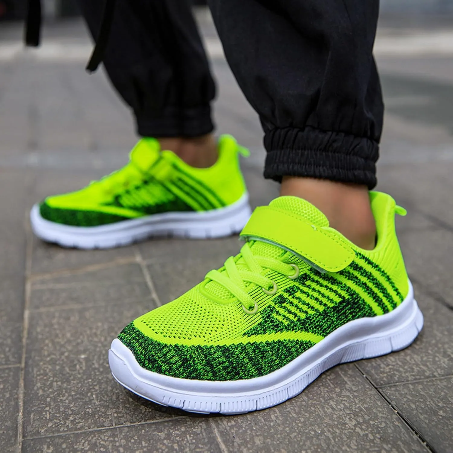 Sneakers for Boys Tennis Running Shoes Athletic Lightweight Sports Walking Shoes Breathable Mesh Comfortable Sneakers