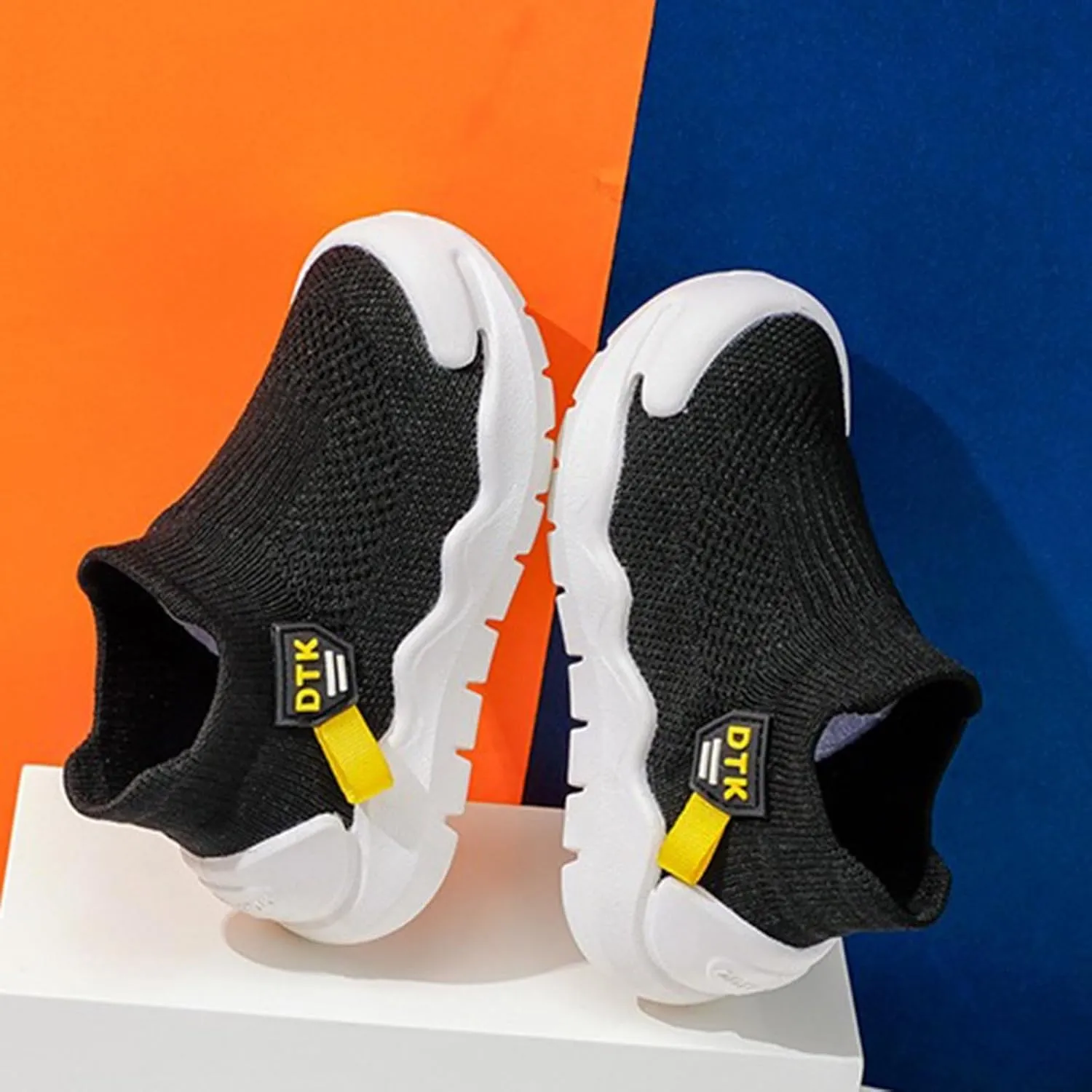 Sneakers for Girls Causal Lightweight Slip On Running Shoes Comfortable Breathable Tennis Shoes Outdoor Walking Sneakers