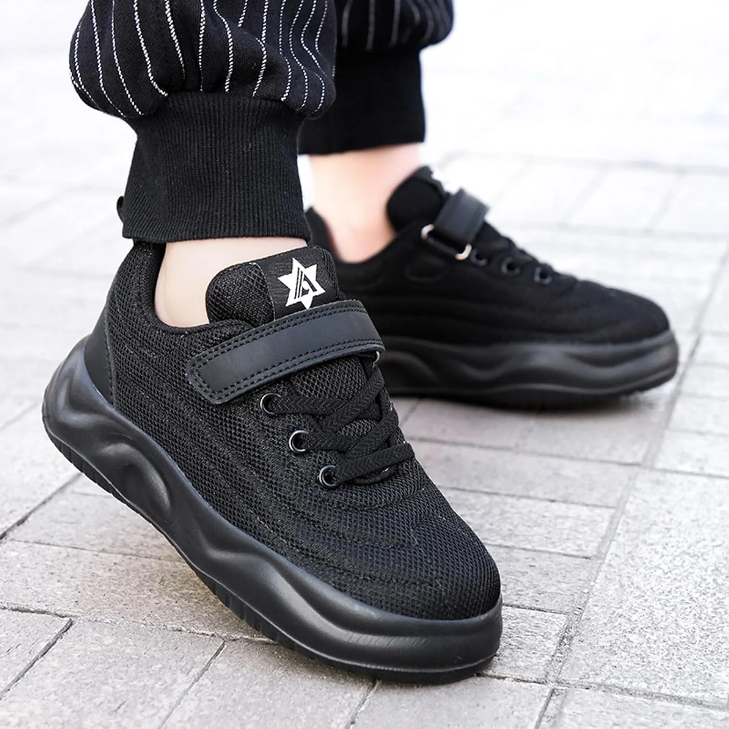 Sneakers for Girls Hook and Loop Lightweight Running Shoes Lace up Breathable Mesh Thick Sole Comfortable Sports Sneakers