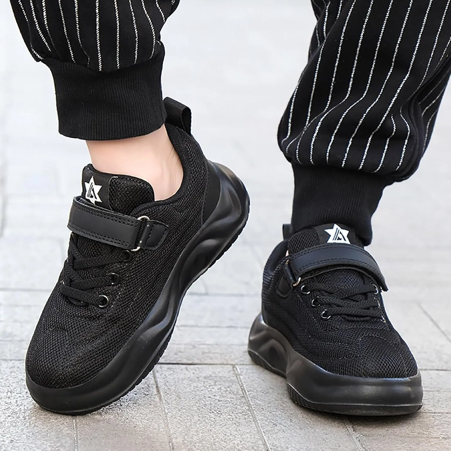 Sneakers for Girls Hook and Loop Lightweight Running Shoes Lace up Breathable Mesh Thick Sole Comfortable Sports Sneakers