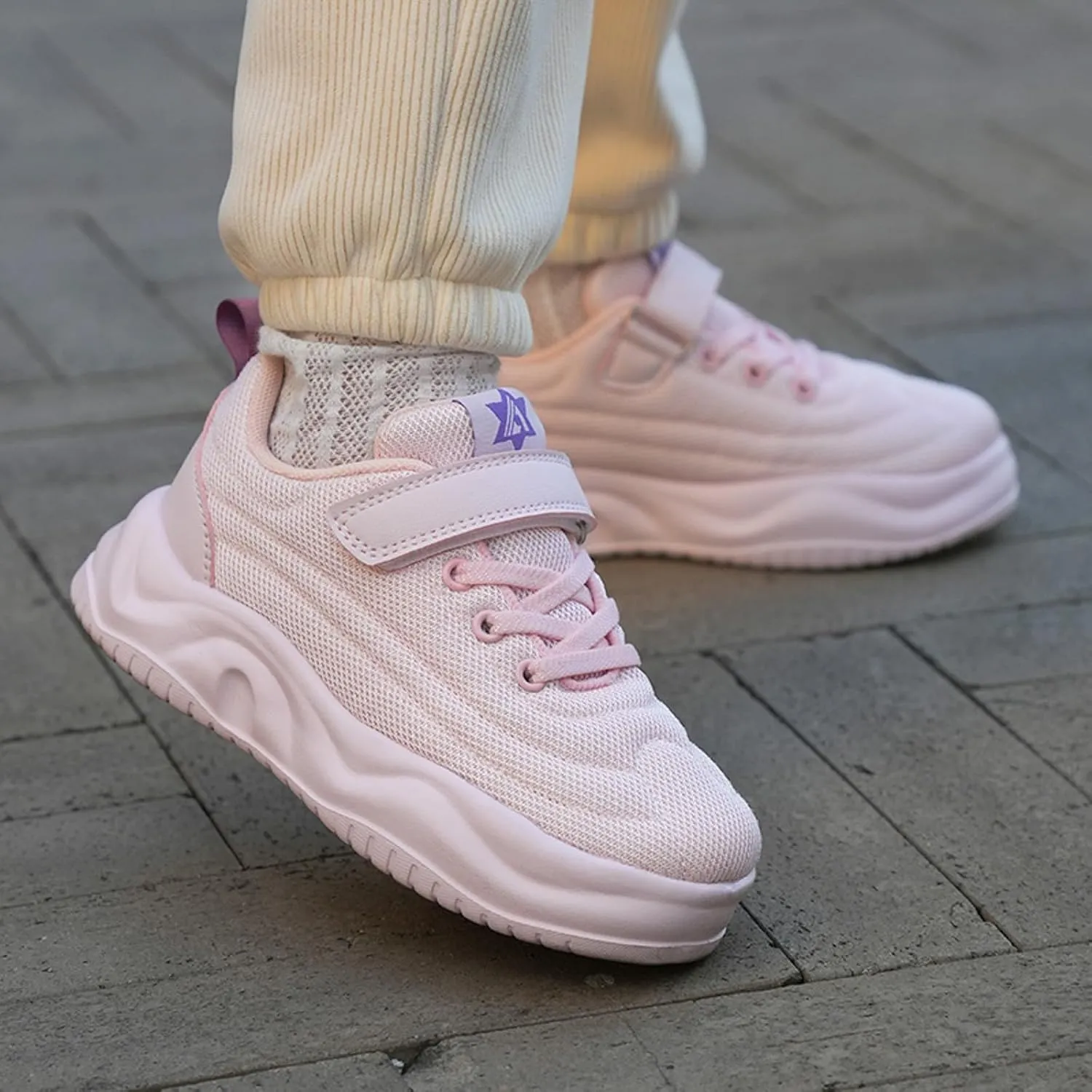 Sneakers for Girls Hook and Loop Lightweight Running Shoes Lace up Breathable Mesh Thick Sole Comfortable Sports Sneakers