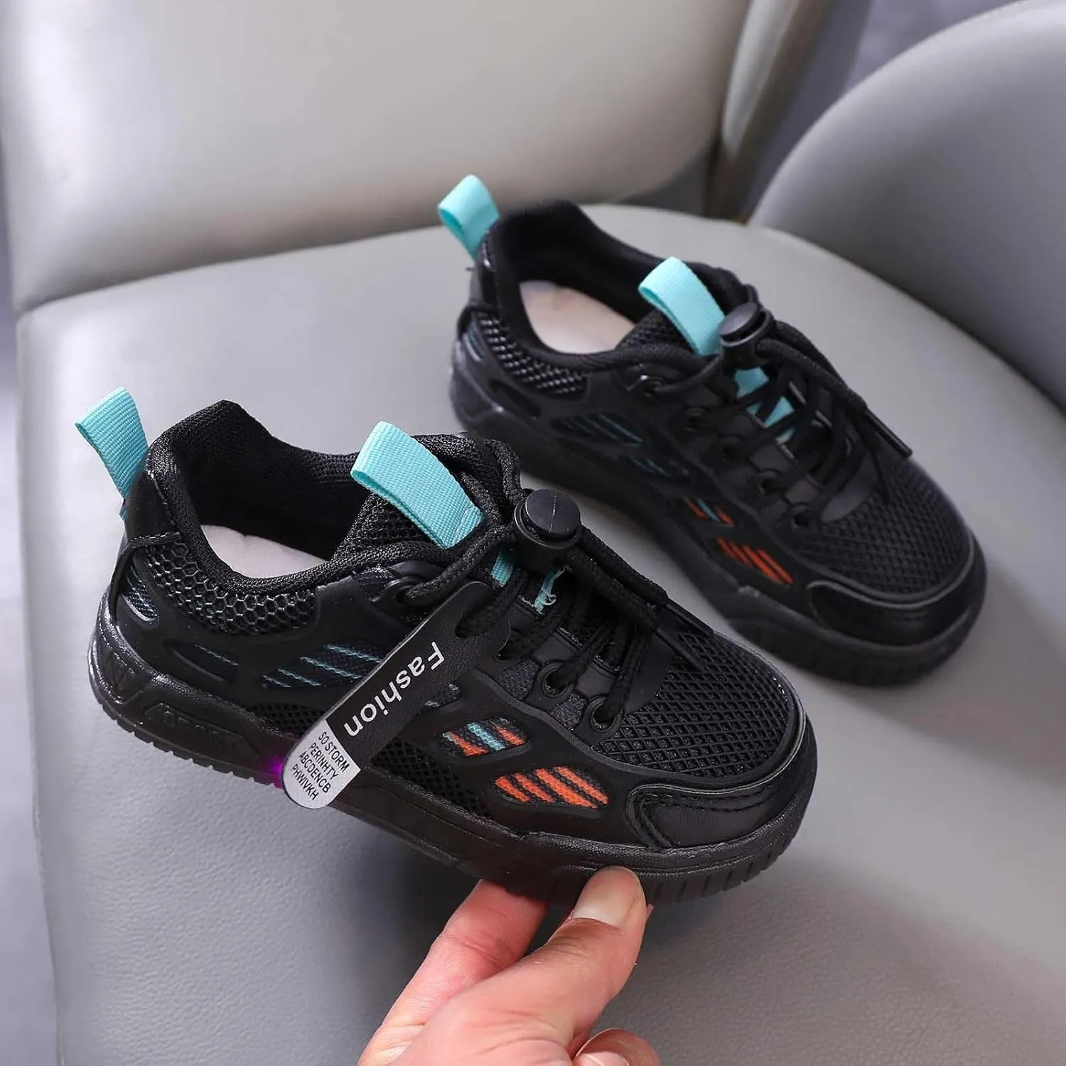 Sneakers for Girls LED Flashing Flat Sports Running Shoes Lace Up Lightweight Breathable Mesh Walking Sneakers for Kids