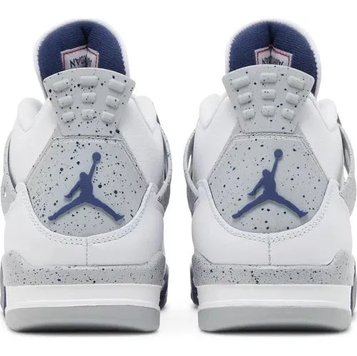 Athletic Look Traction Wave Outsole Pattern Air Jordan 4 Retro Midnight Navy