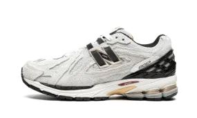 Comfortable Walk Wood Path New Balance 1906D Protection Pack Reflection