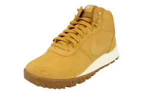 Nike Hoodland Suede Mens Trainers 654888 Boots Shoes 727 Breathable Upper running with a slip - on design