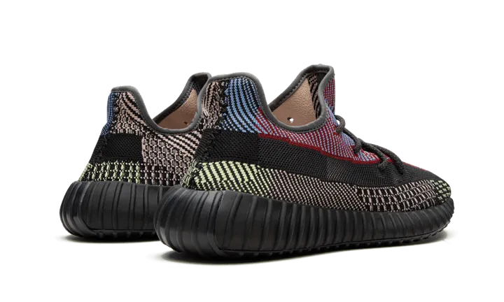 Classic Slip-On Track Step Yeezy Boost 350 V2 Yecheil (Non-Reflective)