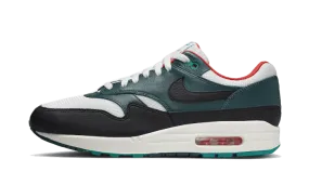 Sock Like Collar Fit Lace Lock Technology Air Max 1 Liverpool Lebron James
