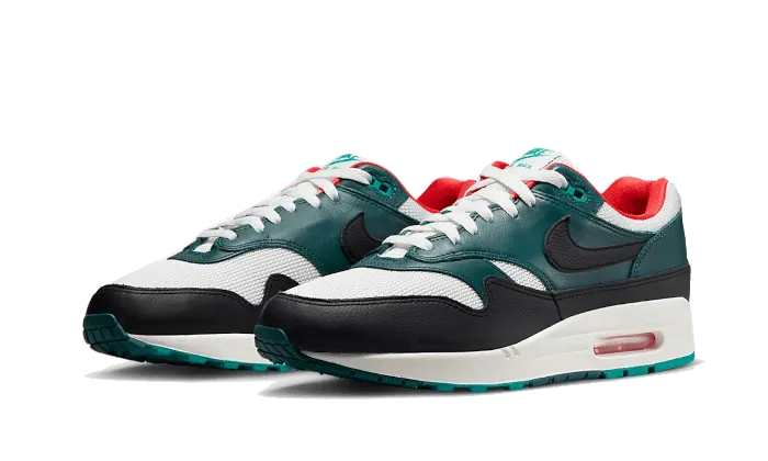 Anatomical Footbed Shape Air Max 1 Liverpool Lebron James