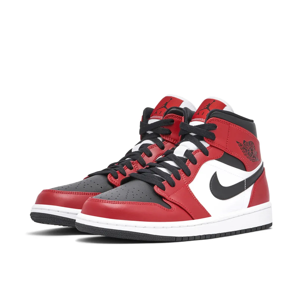 Jordan 1 Mid Chicago Toe pattern running in natural tracks shoes
