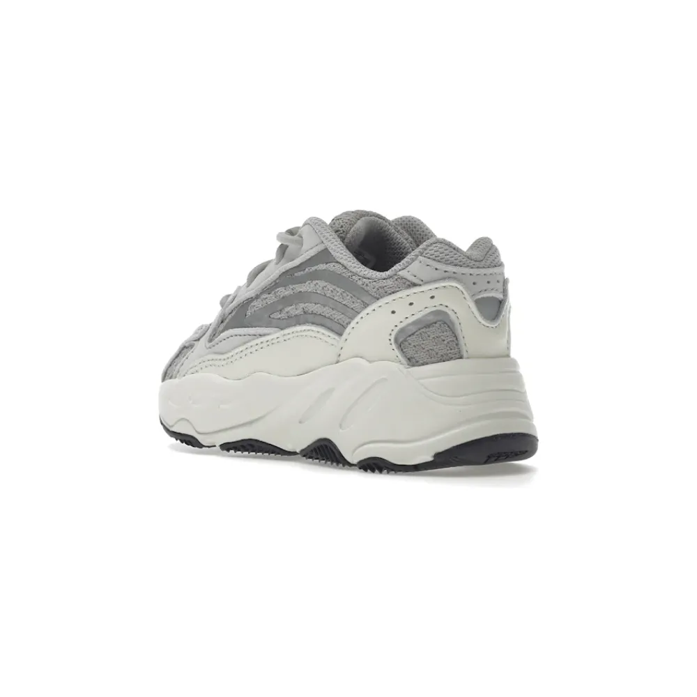 Neutral Form Chic Street Yeezy Boost 700 V2 Static (Infants)