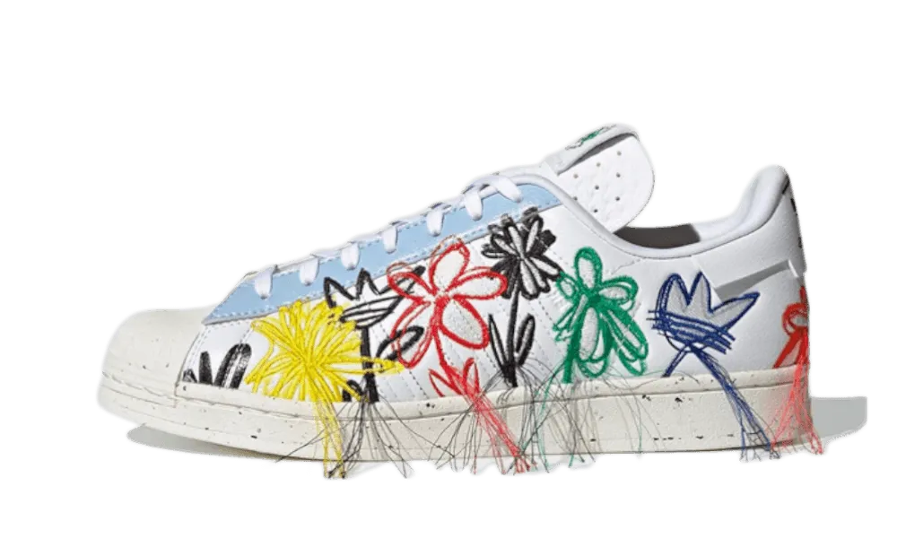 Casual Style Superstar Sean Wotherspoon Superearth White