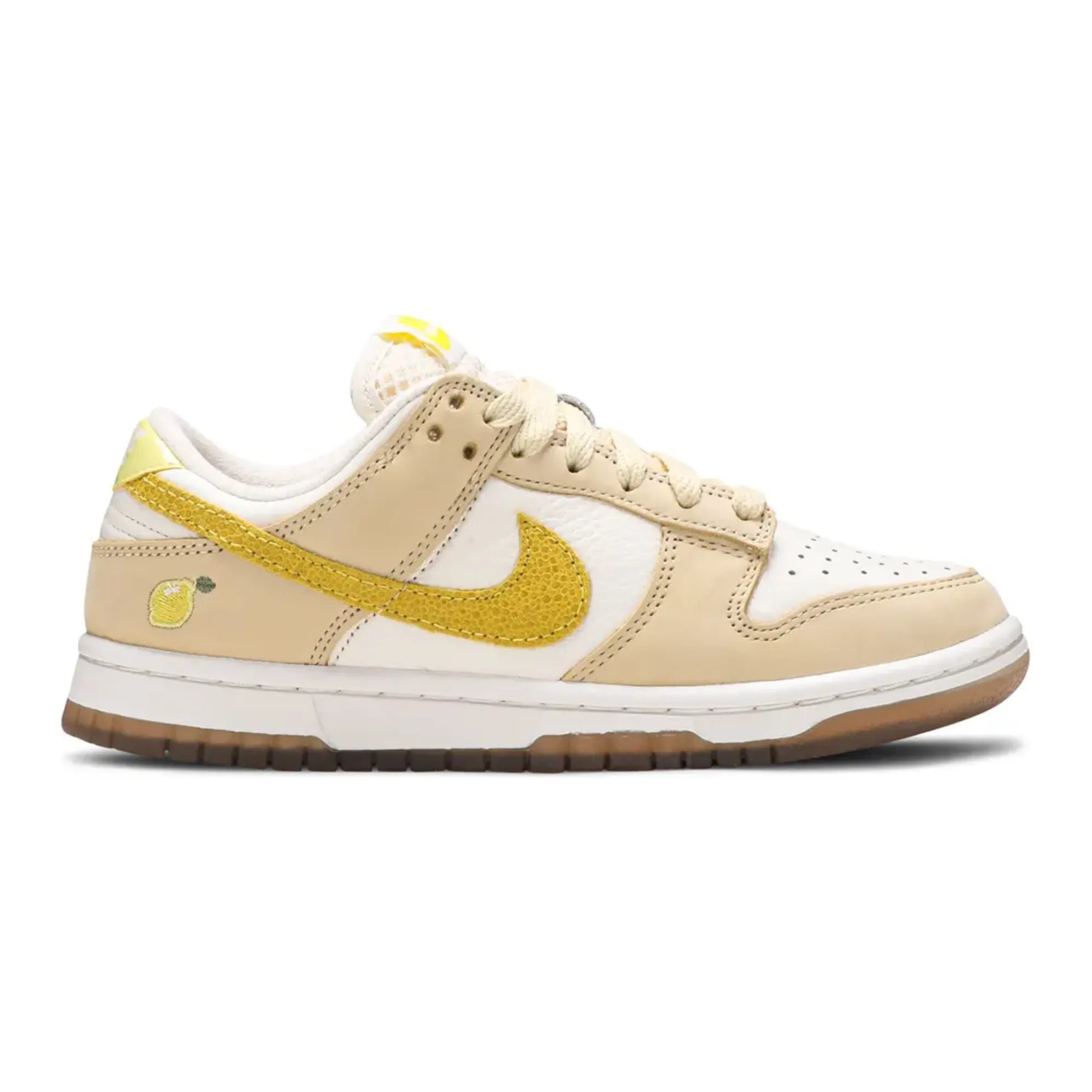 Clean Form Contemporary Fit Nike Dunk Low Lemon Drop (W)