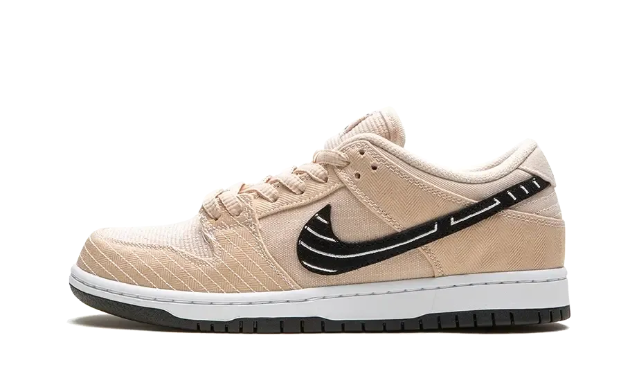 SB Dunk Low?Albino & Preto Bold Look