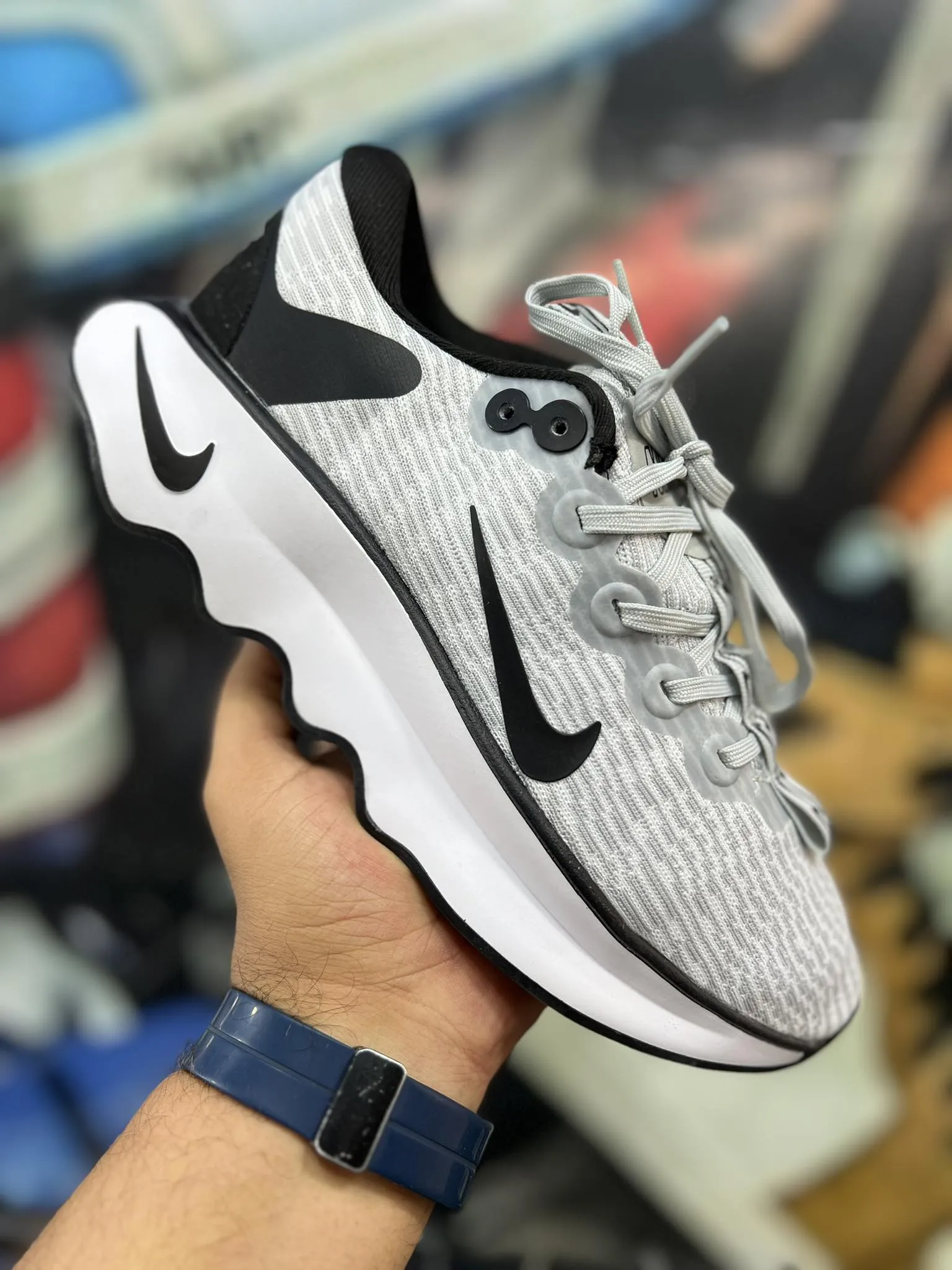 Nike Motiva Men's Walking Shoes Lightweight EVA Foam