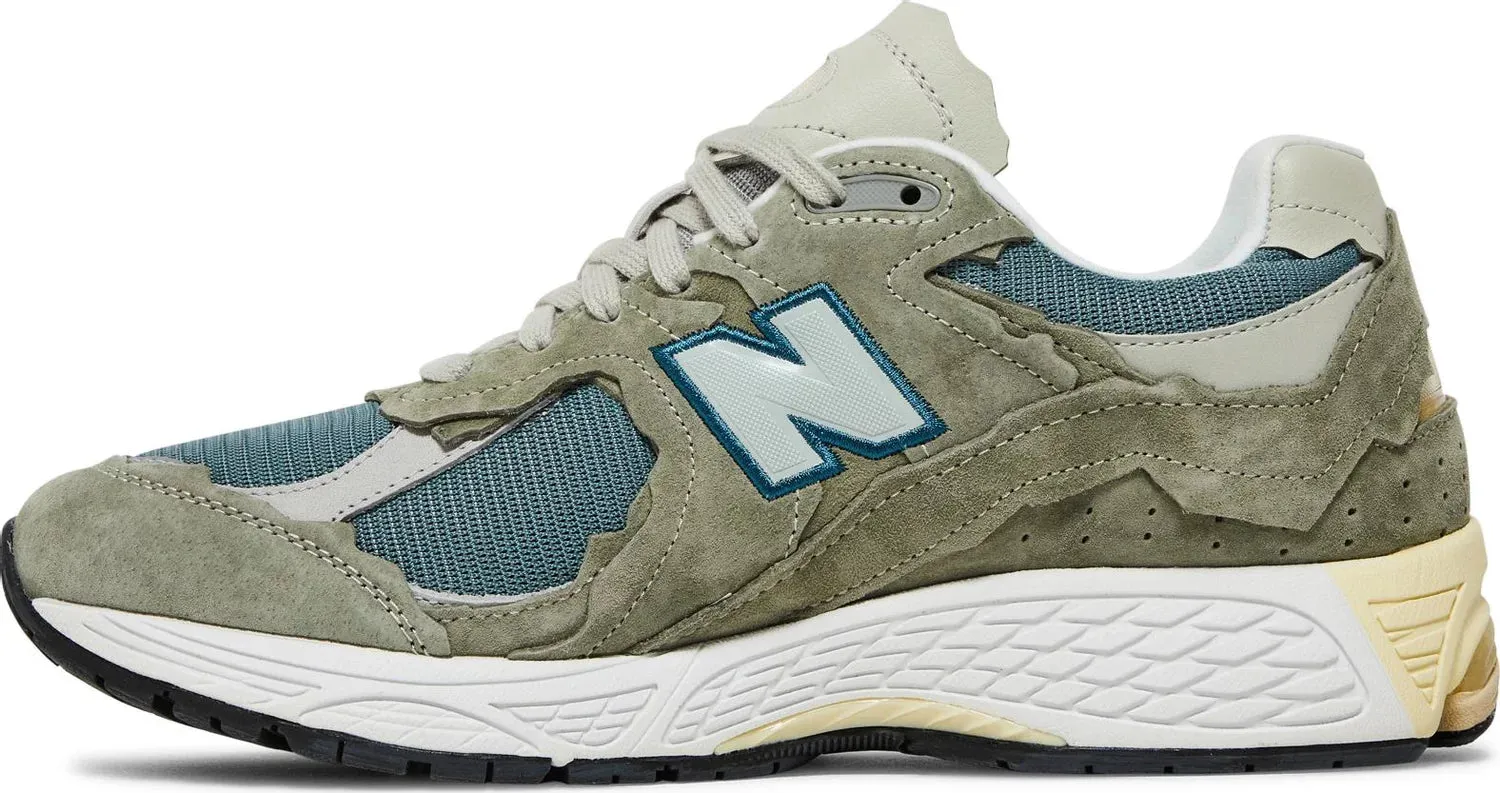 Long Lasting New Balance 2002R Protection Pack Mirage Grey