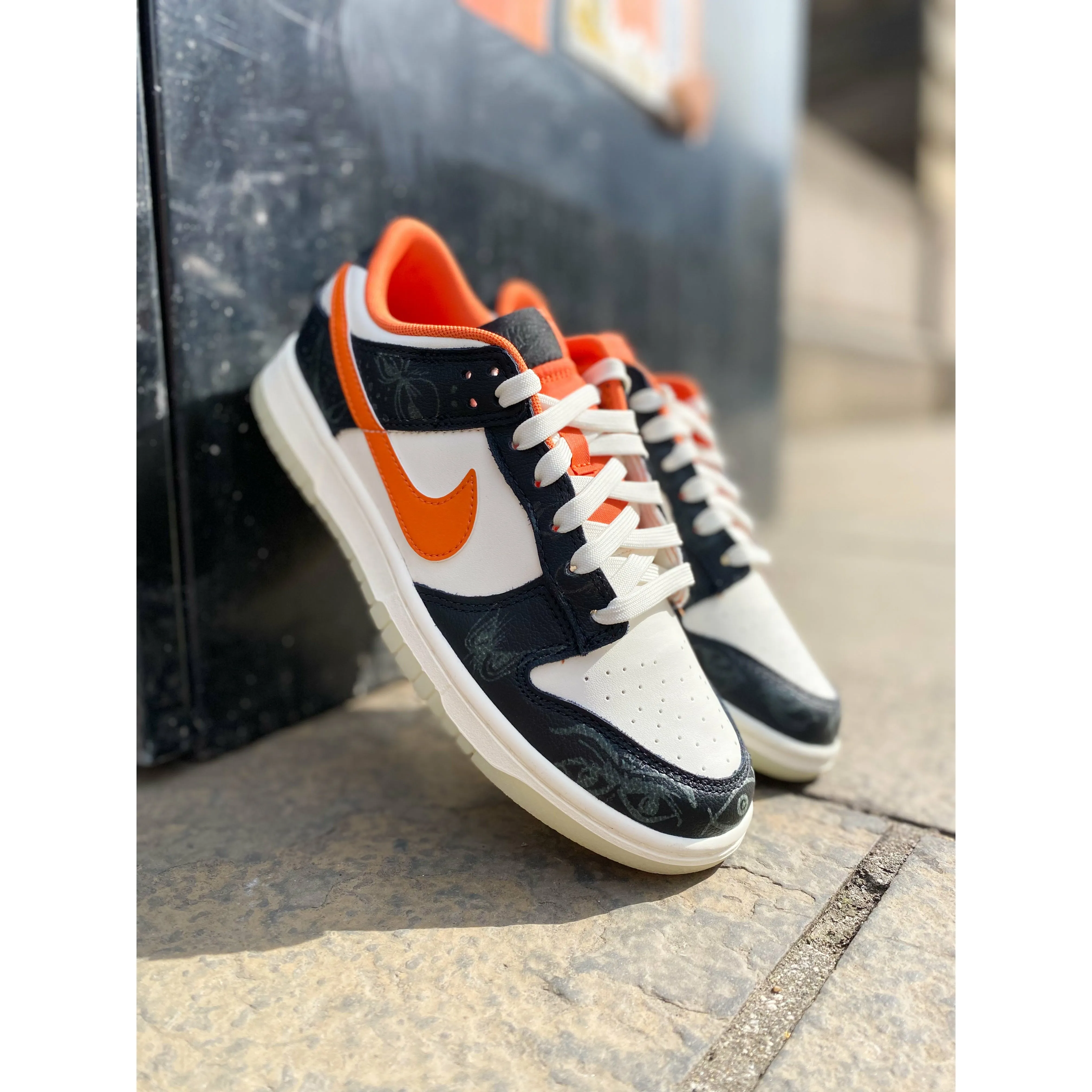 Nike Dunk Low PRM Halloween (2021) Thermoforming Technology Smooth Support