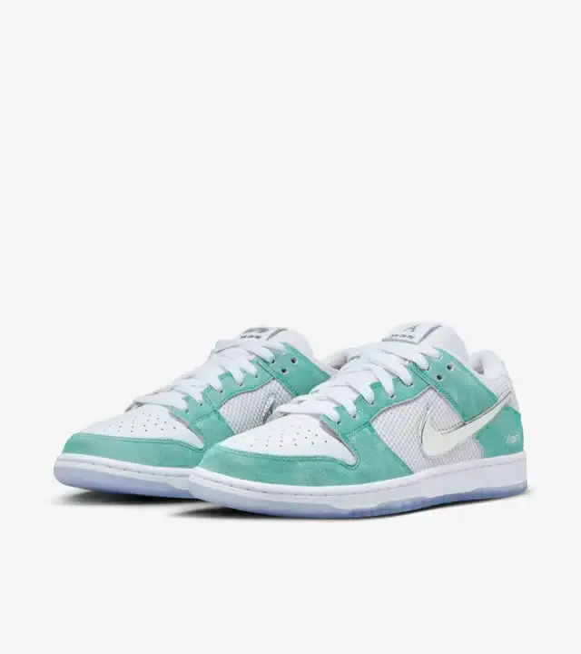 All Day Comfort Tech Nike SB Dunk Low  April Skateboards
