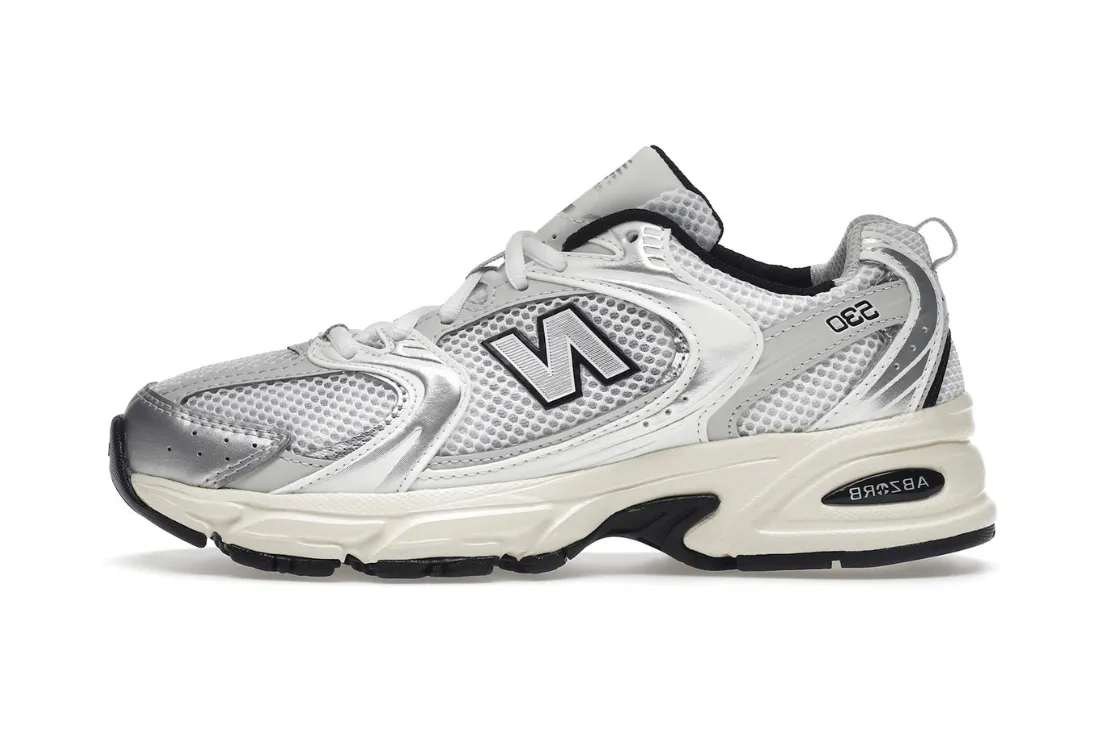 Fashion Mood Walkable Fit New Balance 530 Silver Cream