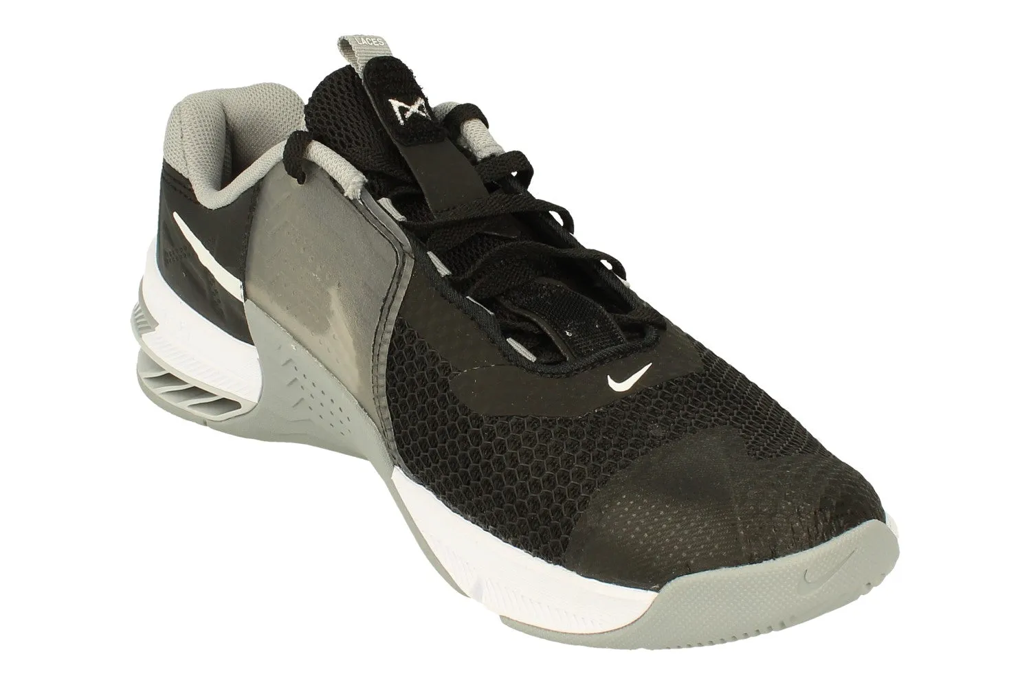 running in a waterfall area shoes Nike Metcon 7 Mens Trainers Cz8281 010