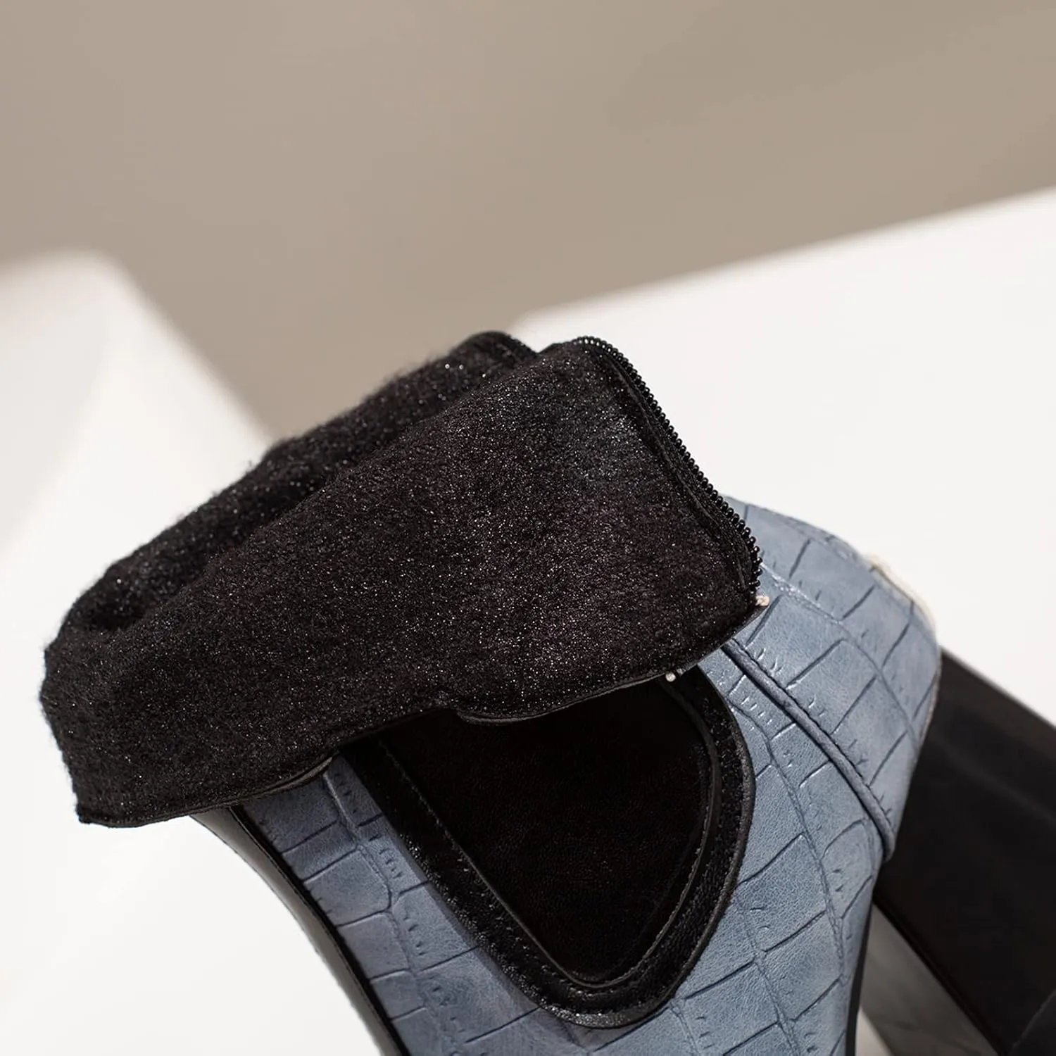 Wide Fit Block Heel Women Chelsea Boots Elastic Band