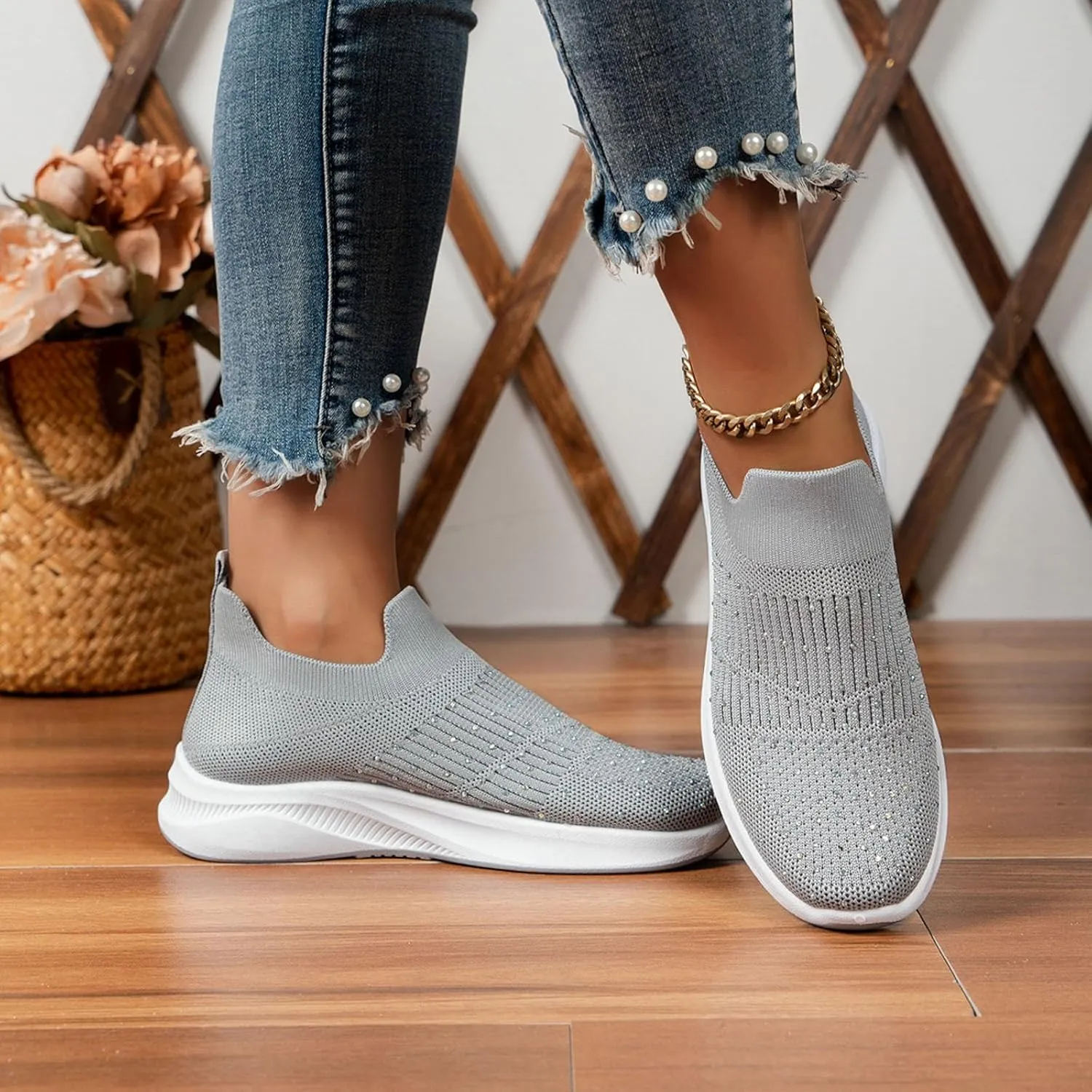 Womens Summer Walking Shoes with Comfy Cushioned Sole and Breathable Mesh Women's Rhinestone Flying Weave Barefoot Slip on Shoes Lightweight Arch Support Summer Running Sneakers Gym Fitness Sneaker
