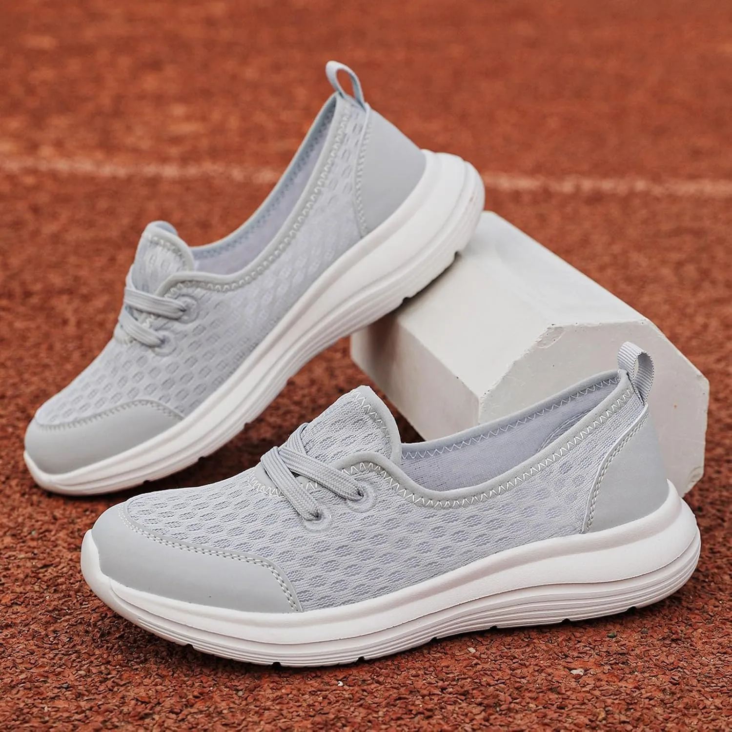 Womens Walking Sneakers Women Lace Up Shoes Flats Casual Shoes Lightweight Work Shoes Breathable Slip Work Trainers