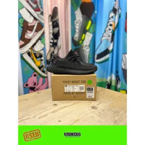Yeezy 350 Static Black UK 7.5 Chic Form