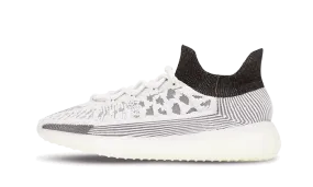 Classic Sole Summer Stroll Yeezy 350 V2 CMPCT Panda