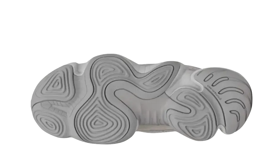 Yeezy 500 Stone Salt Ergonomic Shoe Shape