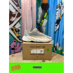 Yeezy 700 Cream UK8.5 Movement Ease Timeless Edge