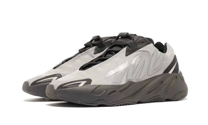 Yeezy 700 MNVN Geode Memory Foam Insoles Fund Walk