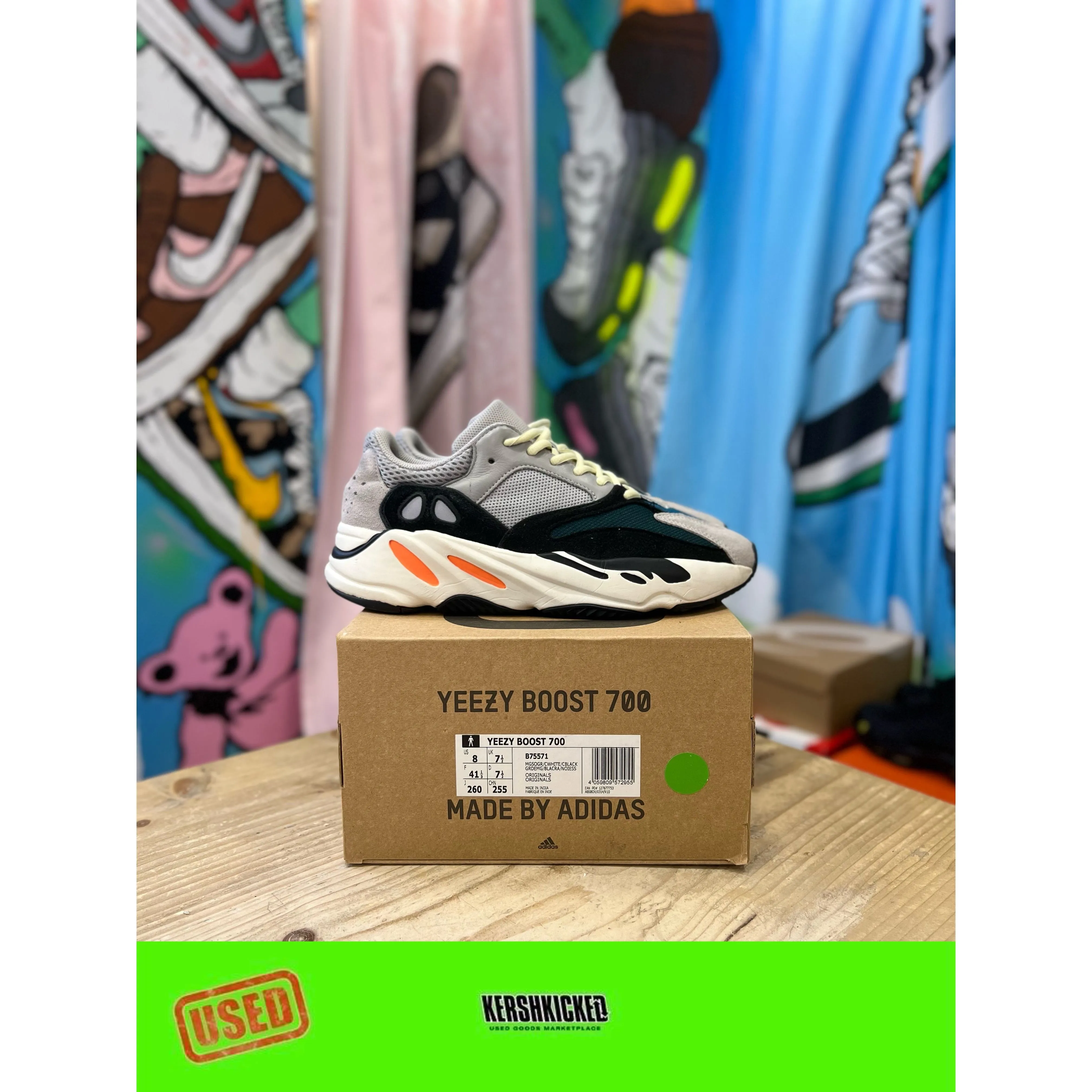 Outfit Match Grip Sole Yeezy 700 Waverunner UK 7.5