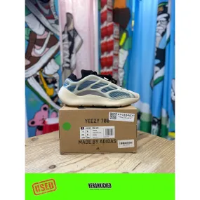 Fashionable Design Workwear Fit Yeezy Boost 700 V3 Arzareth UK8.5
