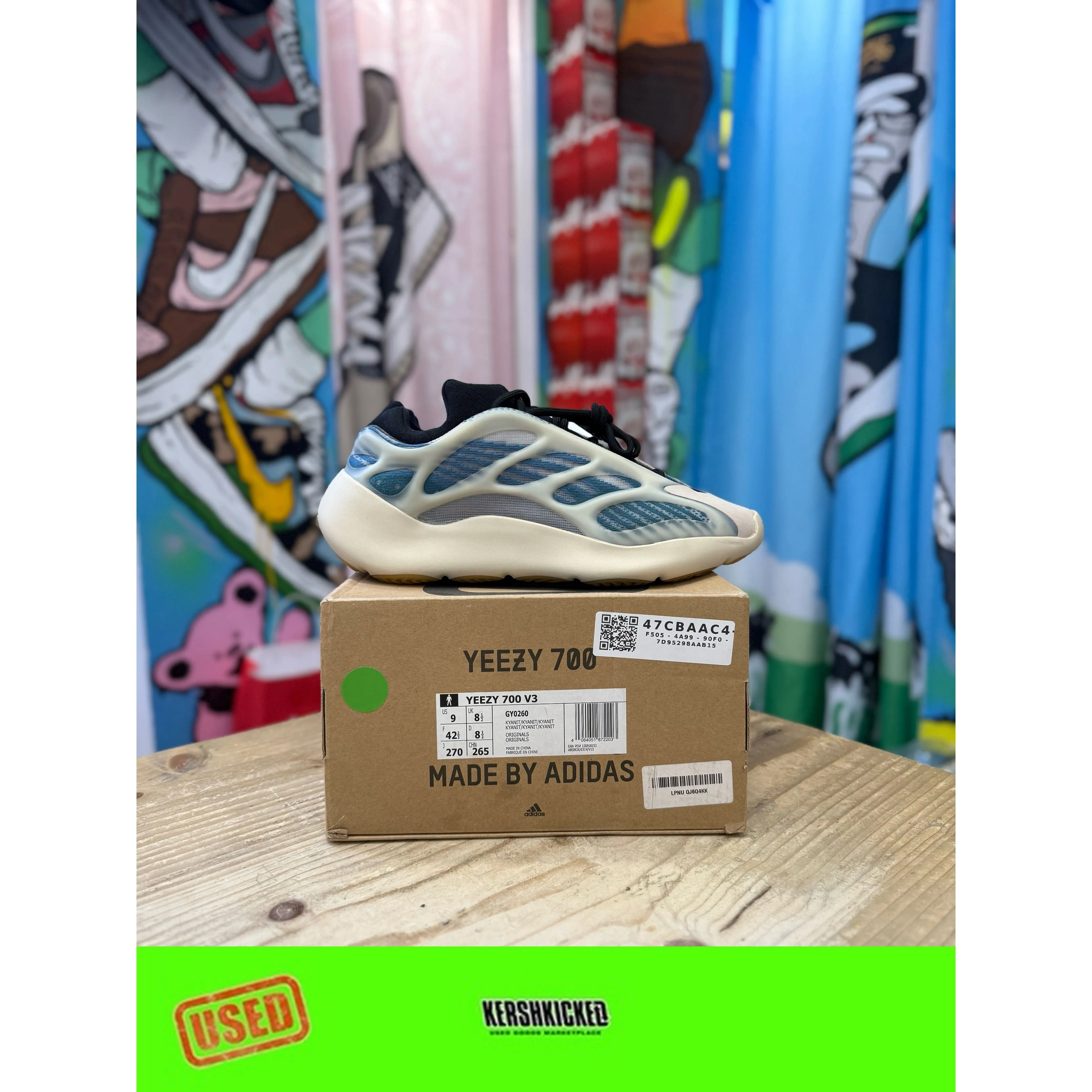 Fashionable Design Workwear Fit Yeezy Boost 700 V3 Arzareth UK8.5