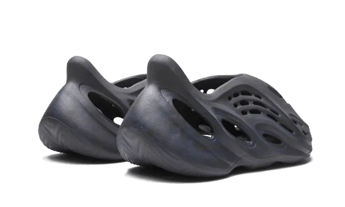 Yeezy Foam RNNR Mineral Blue Simple Movement Walking Comfort