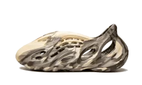 Yeezy Foam RNNR MX Clay Cream Play Day